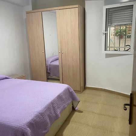 Habitacion Privada Workstay บาเลนเซีย ภายนอก รูปภาพ
